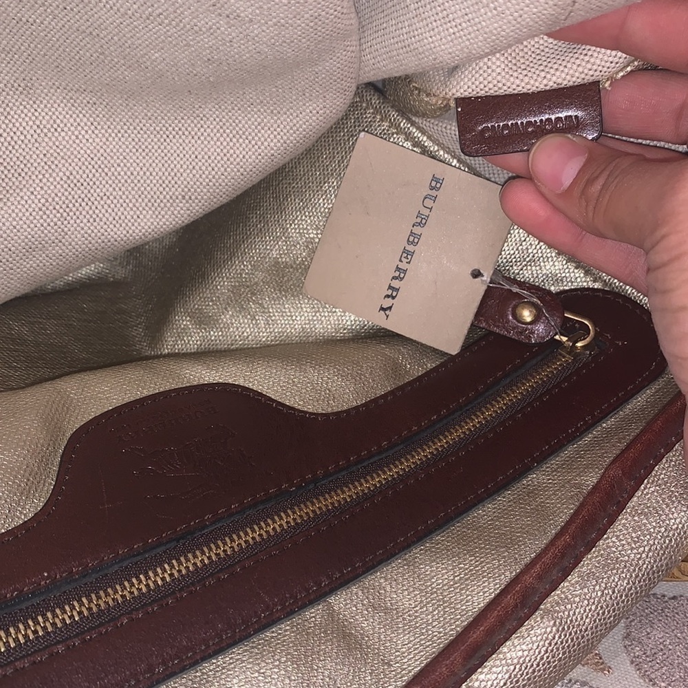 BURBERRY Unique Travel Bag - Picture 11 of 11